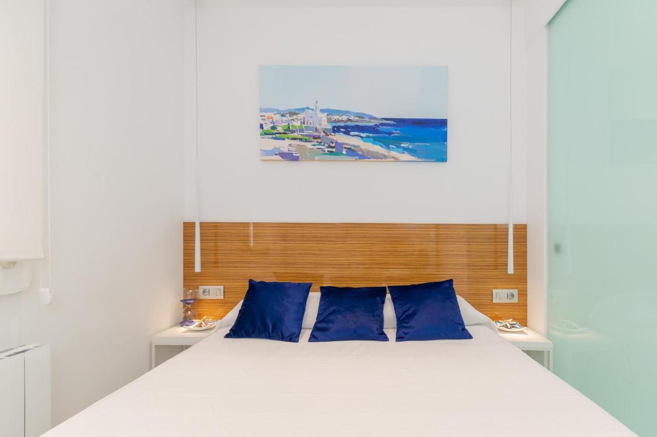 Beach Penthouse Sitges Rentals מראה חיצוני תמונה